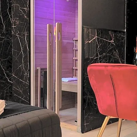 فندق مبيت وإفطار Nuar Suite&spa